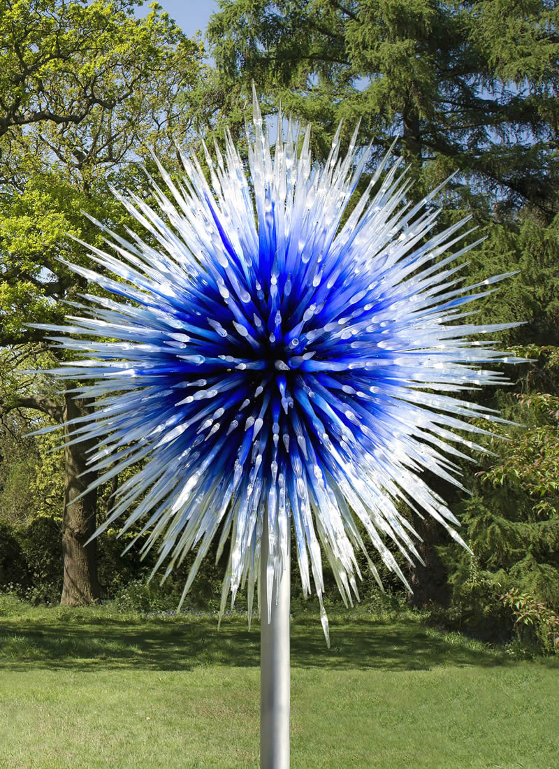 Blue and white spikey puff ball of glass